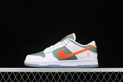 All Categories Nk SB Dunk Series Nk SB Dunk Low Low-top Sneakers Pure Original Version Nk Dunk Low "NY vs NY" New York Street Basketball Co-branded Color White Green Orange Fashion Casual Sneakers DN2489-300